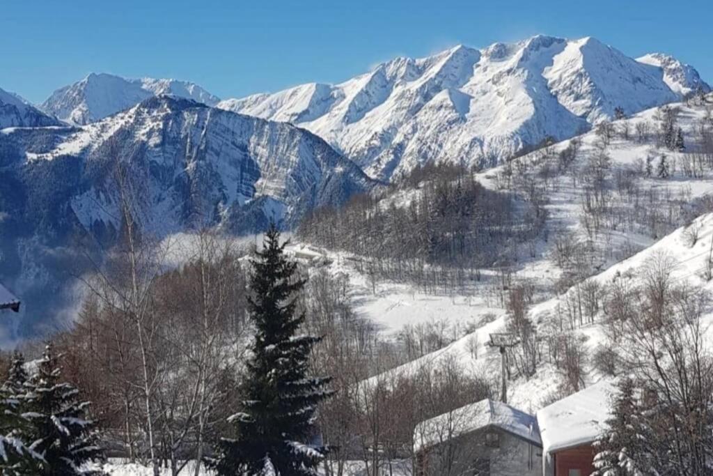Studio Uissan pour 5 personnes à côté des pistes Huez Exterior foto